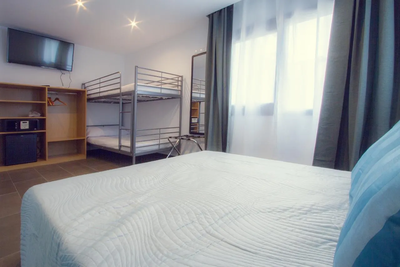Guest house Pixel Hotel Torremolinos
